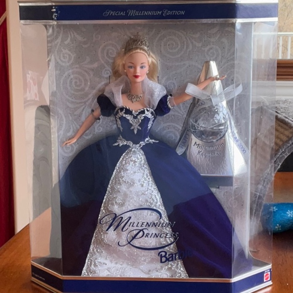 Barbie Millennium Princess 2000